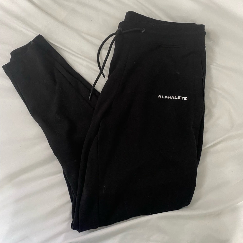 Alphalete Core Joggers
